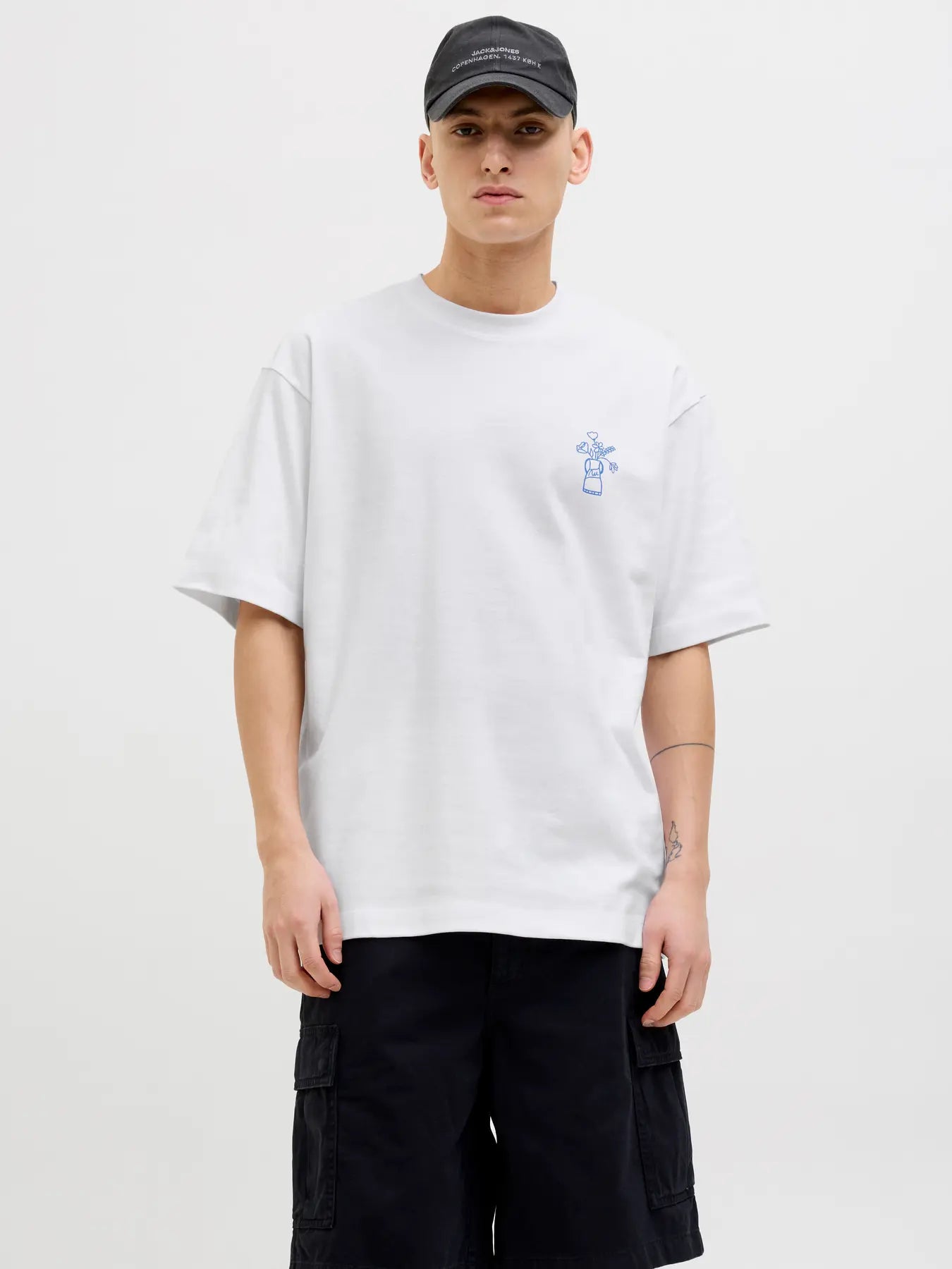 JPRBLAFLORAL SS TEE