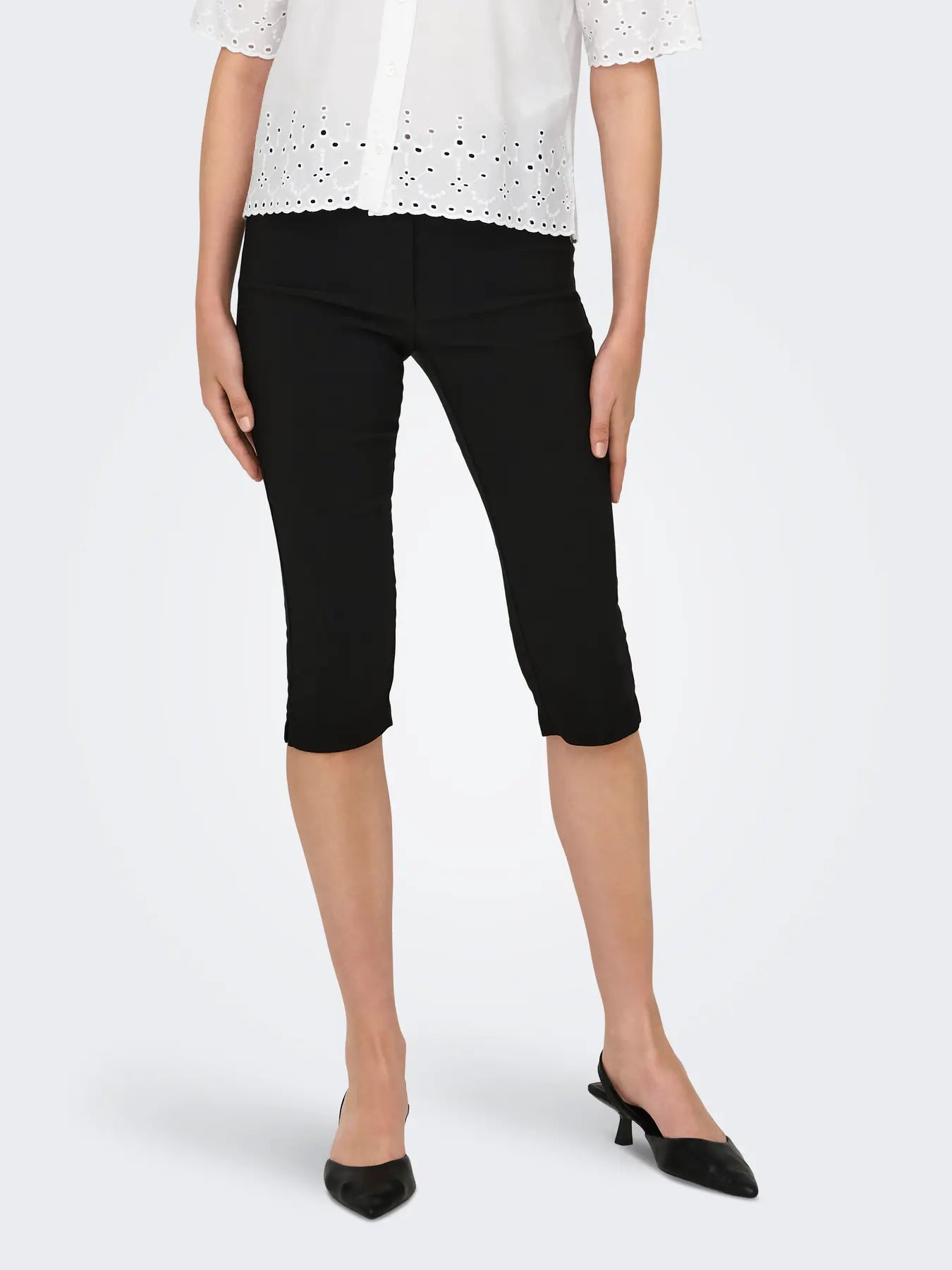 JDYTEXA MW CAPRI SHORTS PNT