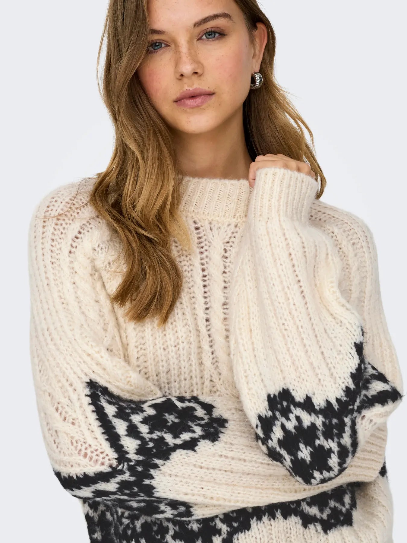 JDYNAOMI L/S RAGLAN JACQ CABLE PULL KNT