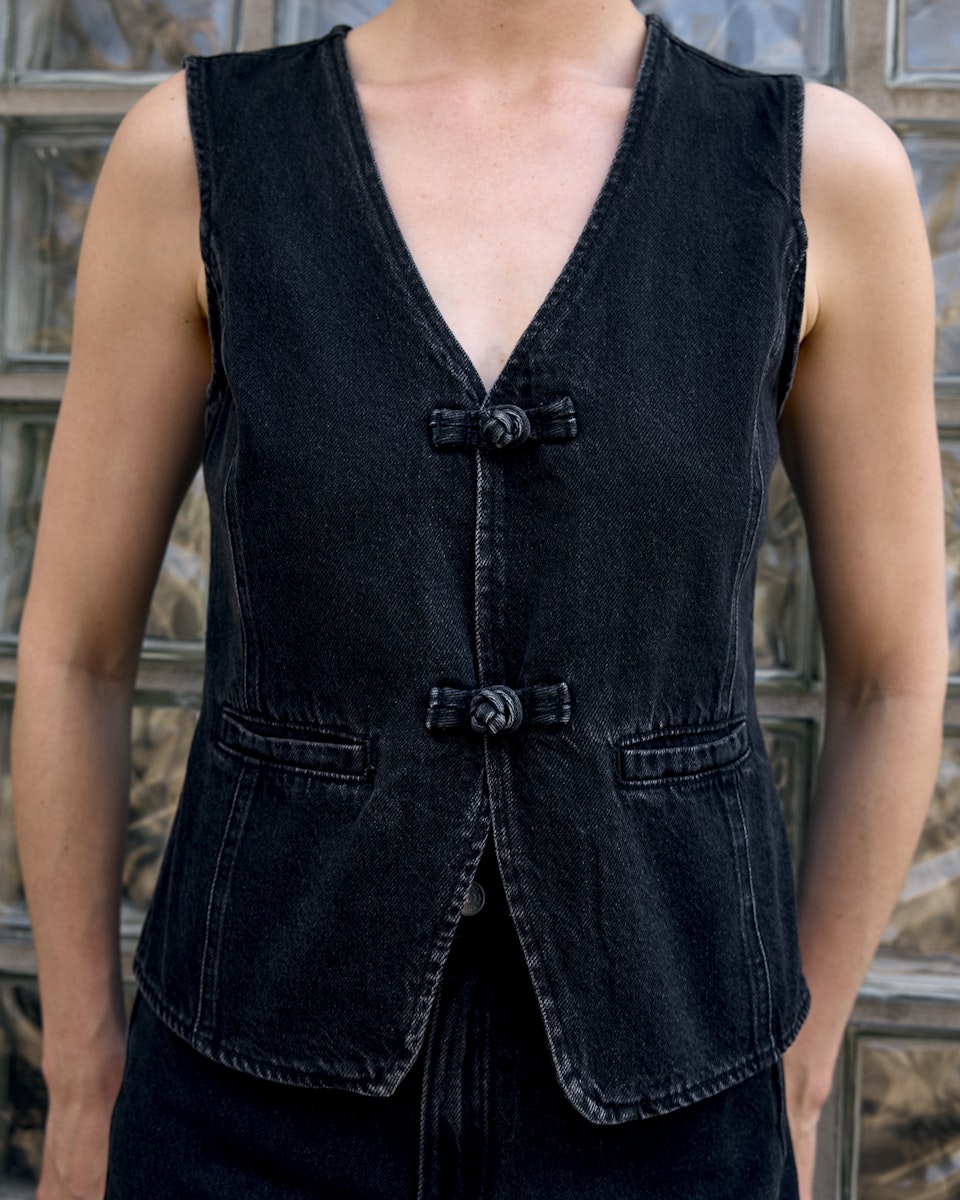 OBJZARAFINE S/L RE DENIM WAISTCOAT 141