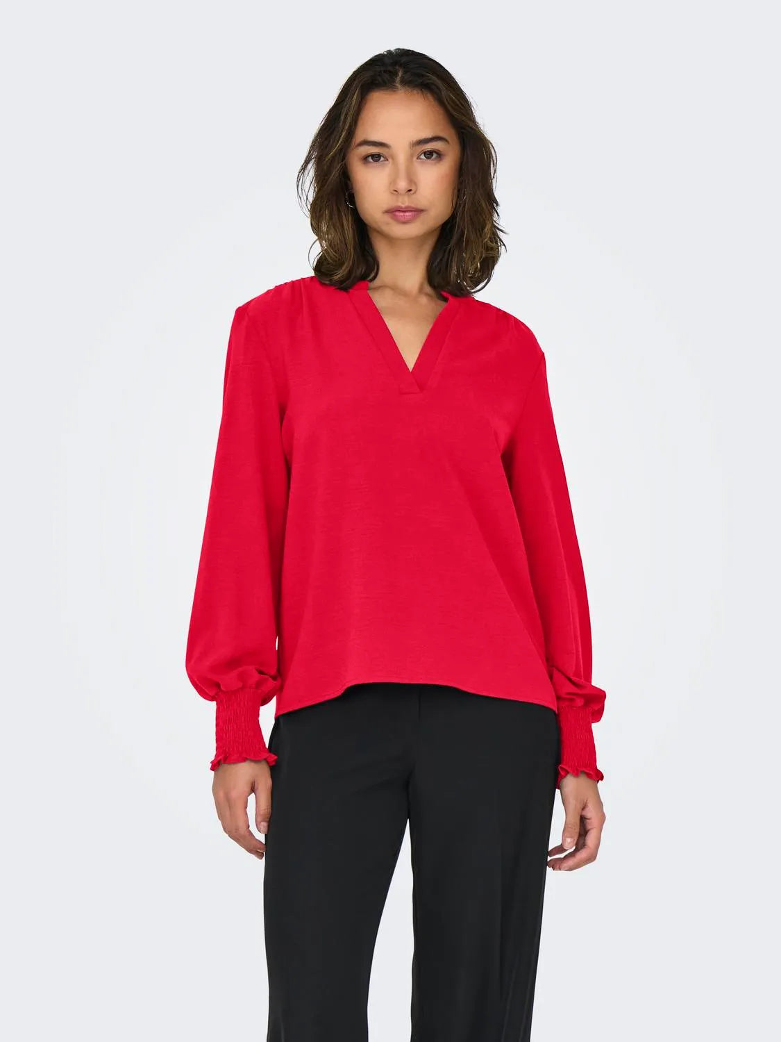 ONLMETTE V-NECK LS SMOCK TOP NOOS WVN